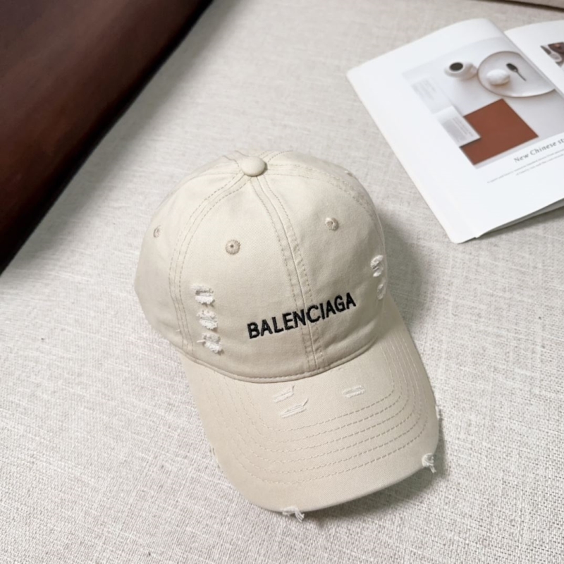 BALENCIAGA